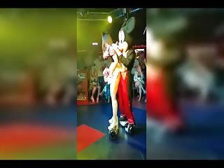 Mickey se fait sucer par Minnie