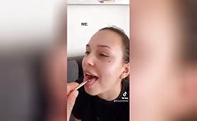 Elle suce son mec sur TikTok