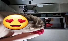 Elle passe son temp à me sucer un régale...