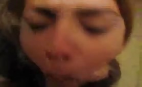Elle fait des fellations de folie
