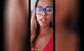 Une jeune black juste sublime