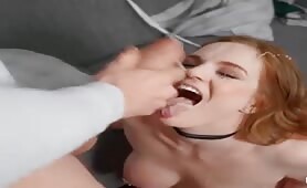 Ejac faciale sur une rouquine