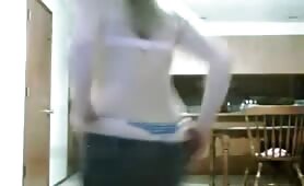 Webcameuse surprise par son père