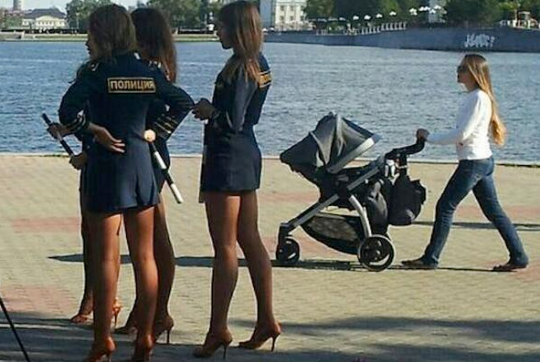 russian-police-women-sexy-attire-and-police-men-short-sleeves-banned-by-russian-government